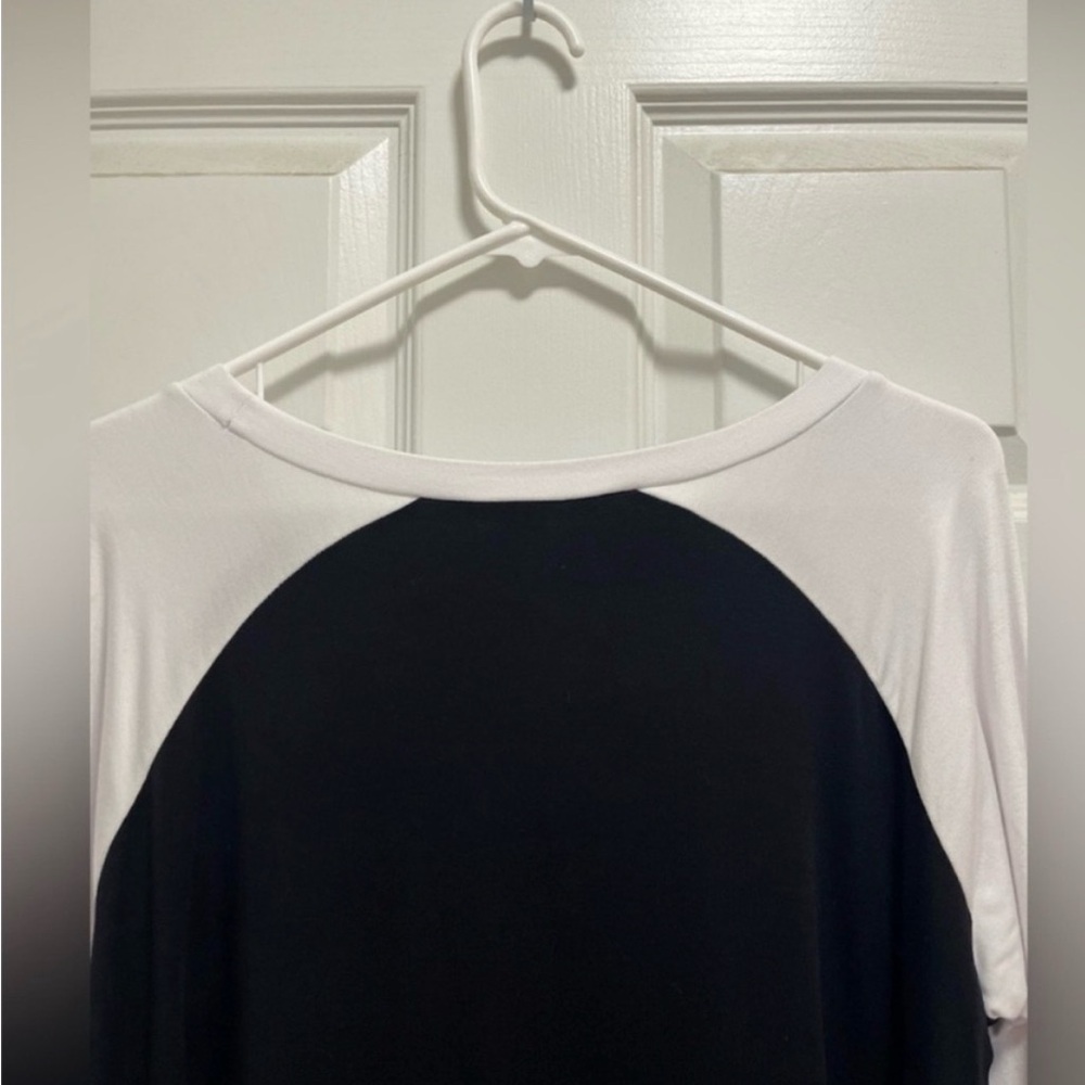 BB Dakota 7th Inning Stretch Baseball Dress Raglan Black/White-Medium - NWT - Picture 9 of 11